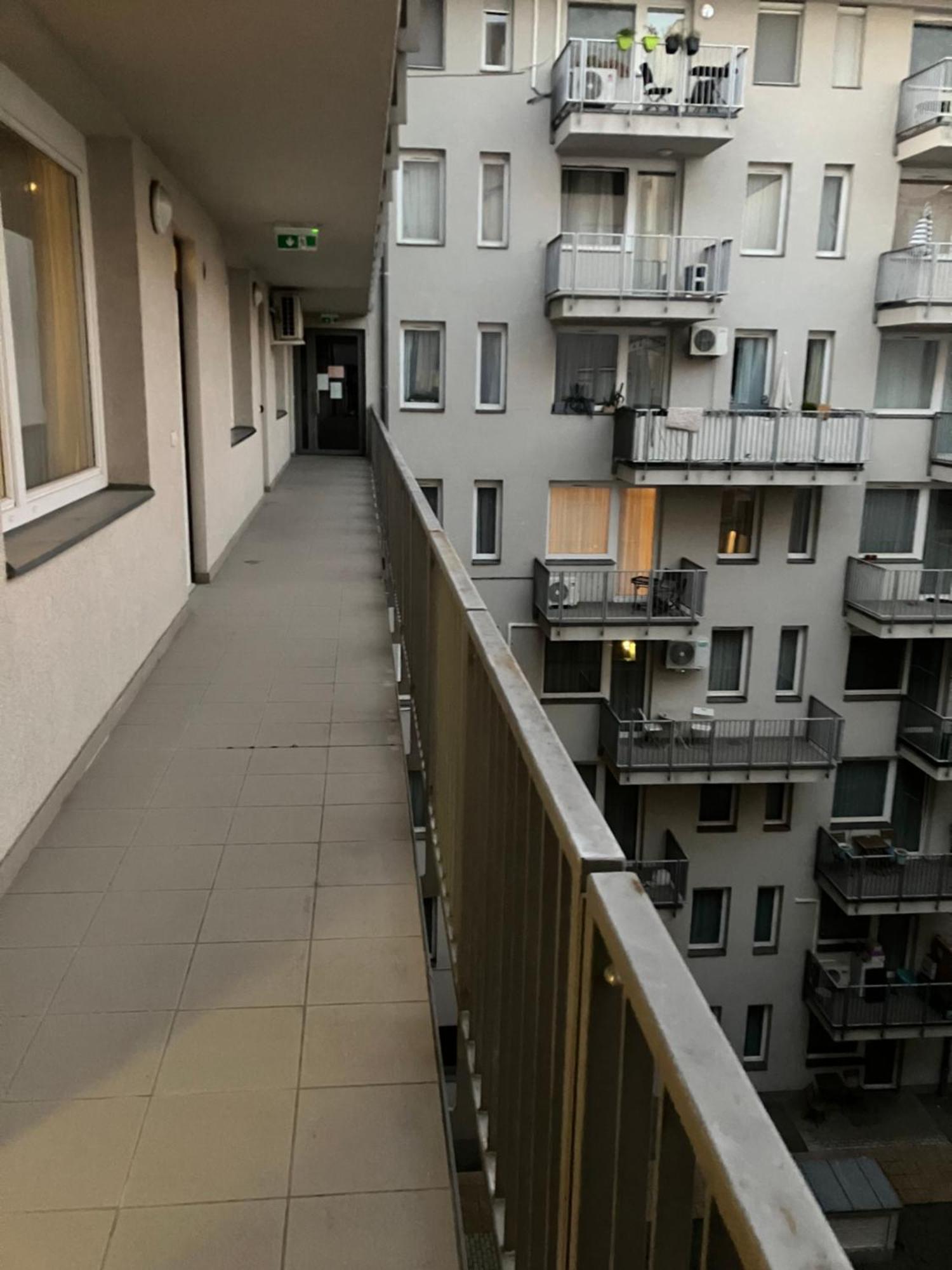 Roland Apartment Downtown - Garay ブダペスト エクステリア 写真